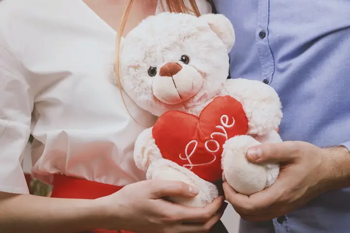 11. Gấu Bông 11. Gấu Bông
