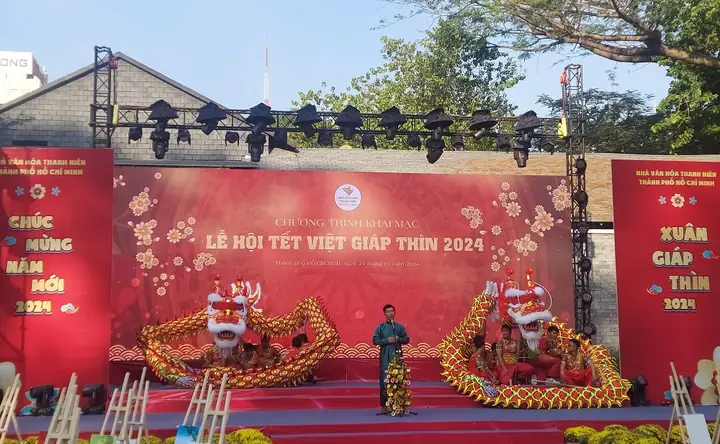 Trẩy Hội Tết Giáp Thìn Tại Nhà Văn Hóa Thanh Niên Tp.hcm