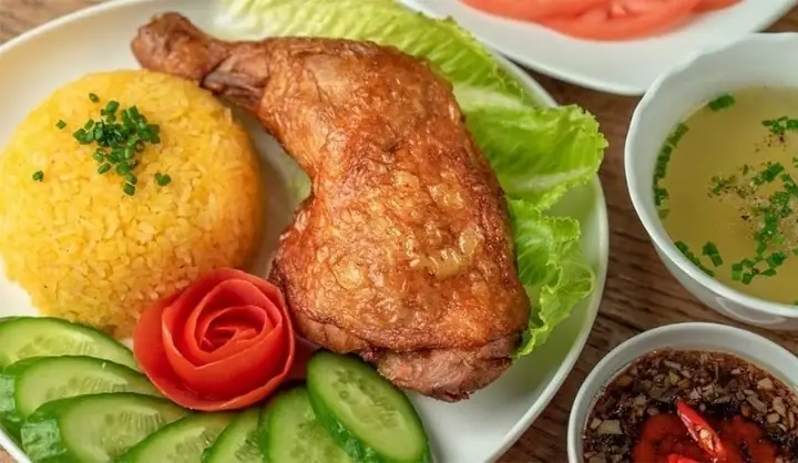 Top Những Quán Ăn Ngon Khu Vực Nguyễn Xiển Bạn Không Nên Bỏ Lỡ