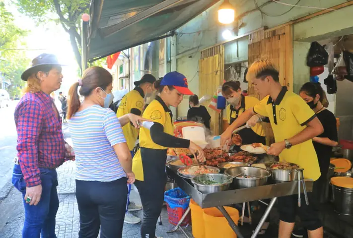 Cơm Tấm Tuyết Hân – Quán Cơm Tấm Ngon Quận 9