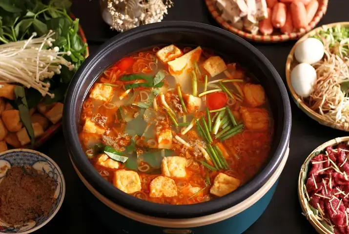 Tại Sao Quán Ăn Rộng Rãi Quan Trọng Với Du Khách Quốc Tế Và Người Nước Ngoài?