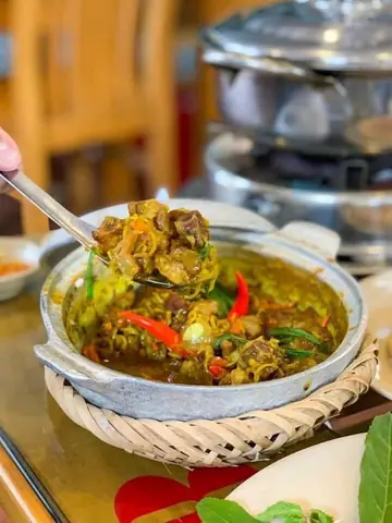 Quán Bò Tơ Gà Vườn Thành Xuân Anh