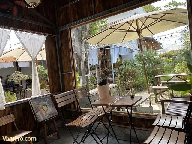 La's Cafe- 43 Nguyễn Văn Thông , Hoà Xuân (1a)