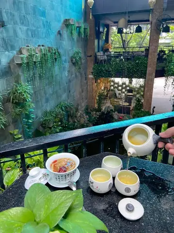 10. Fm Garden Coffee