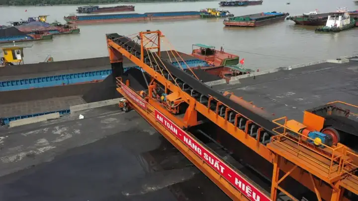 Cảng Điền Công, Quang Trung, Uông Bí, Quảng Ninh: Trung Tâm Hậu Cần Chiến Lược Và Tầm Nhìn Phát Triển Bền Vững