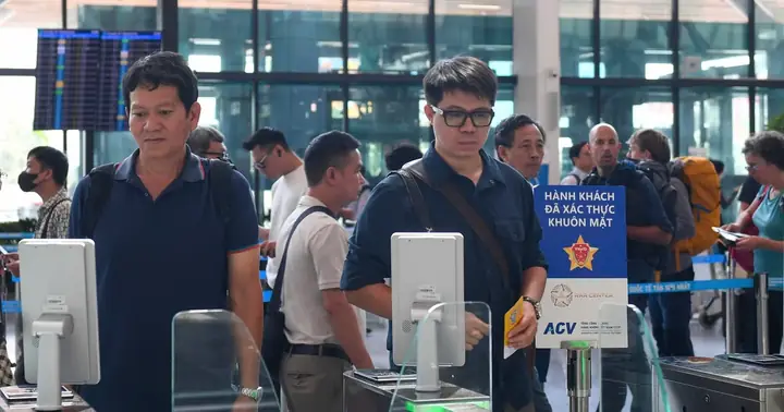 Quy Định Mới Về Thủ Tục Đi Máy Bay Từ Hôm Nay | Báo Điện Tử Tiền ...