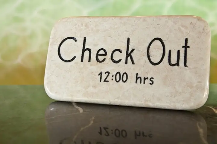 Quy Định Giờ Check Out Khách Sạn Và Một Vài Lưu Ý Quy Định Giờ Check Out Khách Sạn Và Một Vài Lưu Ý