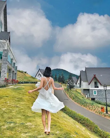 Top 6 Resort View Hồ Tuyền Lâm Siêu Lãng Mạn Cho Các Cặp Đôi Top 6 Resort View Hồ Tuyền Lâm Siêu Lãng Mạn Cho Các Cặp Đôi