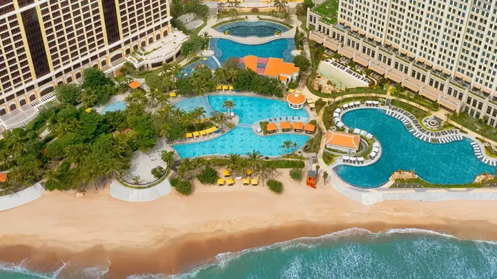 Ảnh Hồ Bơi Tại The Grand Hồ Tràm