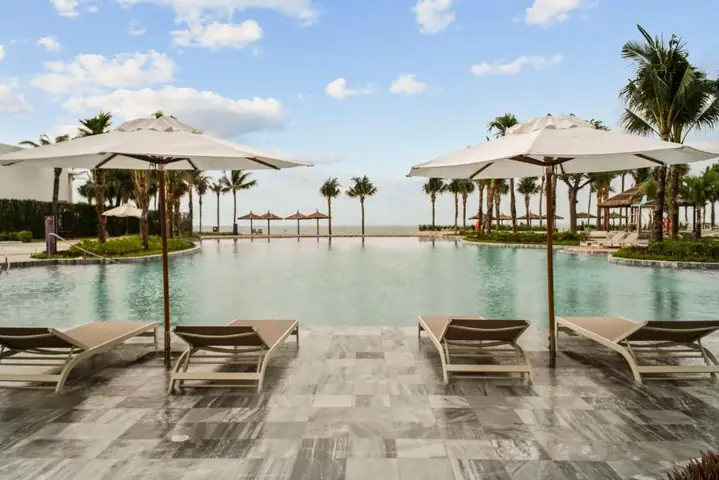 Ảnh Hồ Bơi Tại Dhawa Hồ Tràm Resort