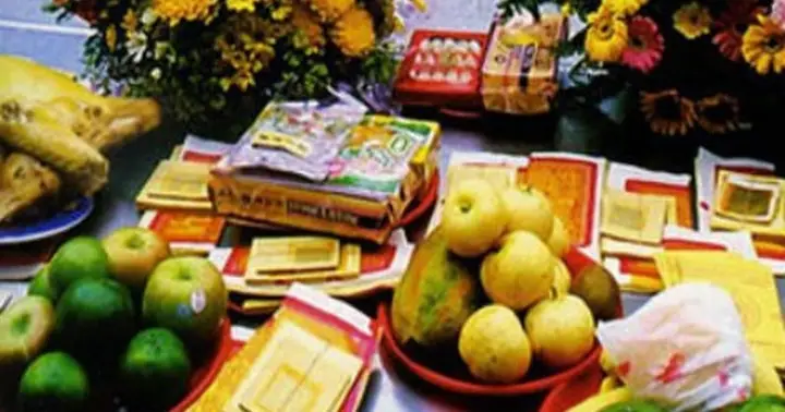 Sắm Lễ Cầu Con Cần Những Gì? Hướng Dẫn Toàn Tập Từ A-z
