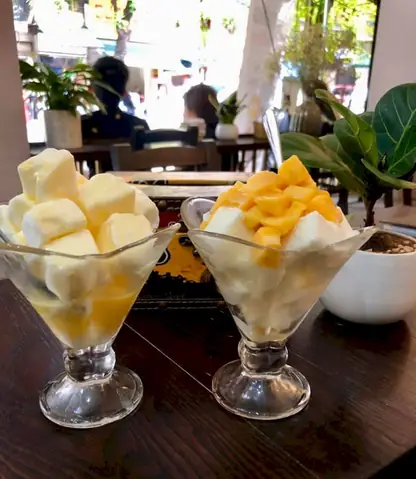 Top 6 Quán Sữa Chua Dẻo Cực Ngon Ở Hà Nội