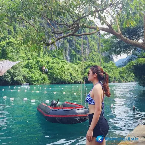 Suối Nước Moọc Quảng Bình: Khám Phá Thiên Nhiên Tuyệt Sắc Suối Nước Moọc Quảng Bình: Khám Phá Thiên Nhiên Tuyệt Sắc