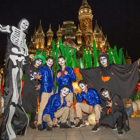 Cách Trang Trí Mặt Nạ Halloween Đẹp Cho Người Lớn Cách Trang Trí Mặt Nạ Halloween Đẹp Cho Người Lớn