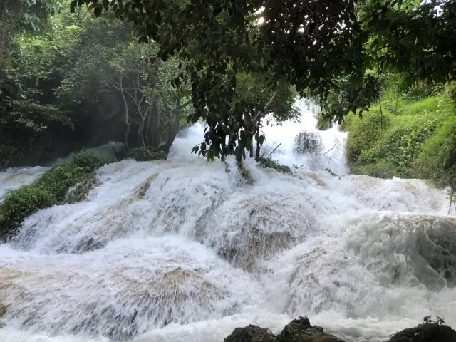 Vẻ Đẹp Mê Mẩn Của Thác Hiêu Bá Thước