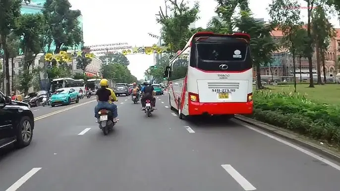Hướng Dẫn Chi Tiết Tham Quan Thành Phố Hồ Chí Minh: Kinh Nghiệm Du Lịch Trọn Vẹn