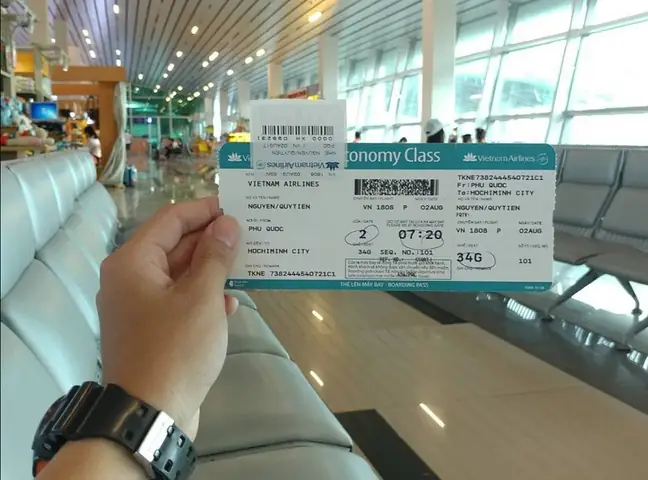Đổi Ngày Bay Vietnam Airlines Thế Nào? Phí Đổi Bao Nhiêu?