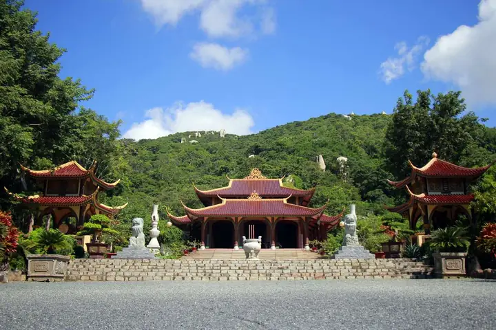 #thời Điểm Nên Đến Với Thiền Viện Trúc Lâm Chân Nguyên – Chùa Khỉ