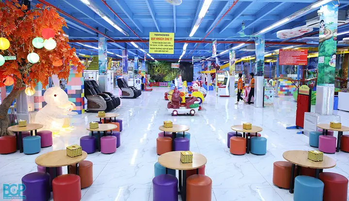 Nhà Sách Tiến Thọ Là Một Tổ Hợp Khu Vui Chơi Mua Sắm Có Tiếng Ở Hà Nội. Nhà Sách Tiến Thọ Cơ Sở Bắc Giang Khai Trương Năm 2021 Đã Nhanh Chóng Trở Thành Điểm Đến Yêu Thích Của Các Bạn Nhỏ Cũng Như Các Bậc Phụ Huynh.