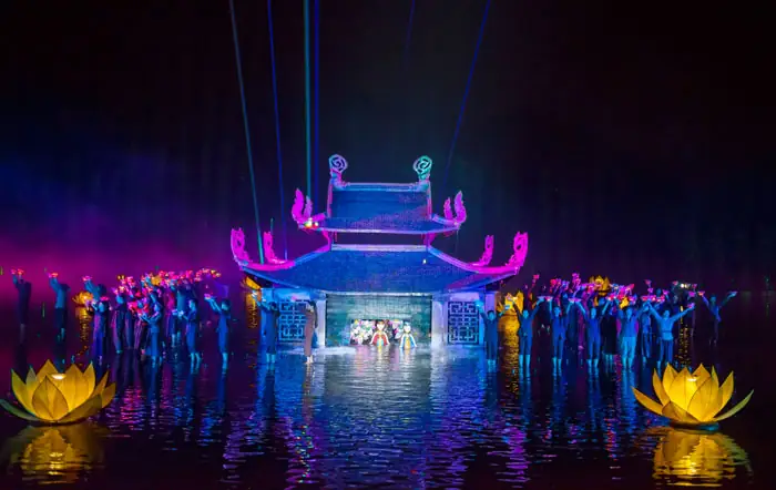 Những Ấn Tượng Đặc Biệt Của Show Diễn