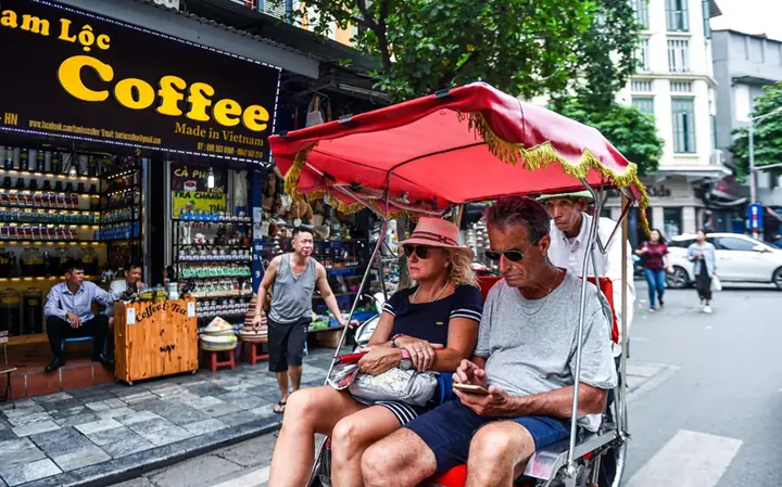 Đi Taxi Ở Hà Nội Có Gì Thú Vị?