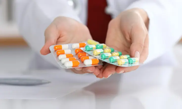 Những Lưu Ý Khi Mang Thuốc Tây Lên Máy Bay