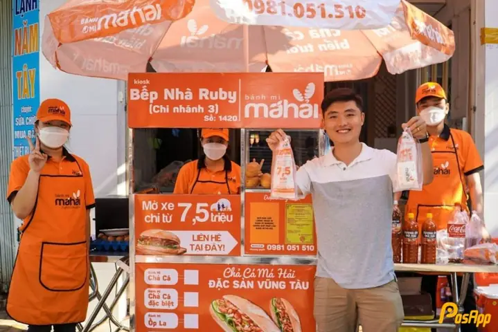 1/ Bánh Mì Chả Cá Má Hải