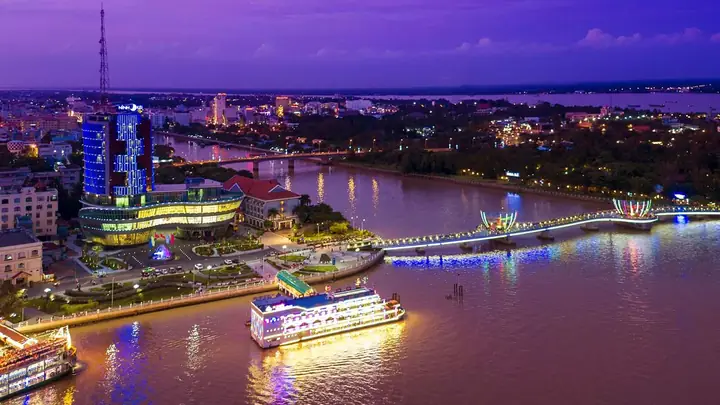 Giới Thiệu Về Bến Ninh Kiều – Giải Thích Tên Gọi Ninh Kiều