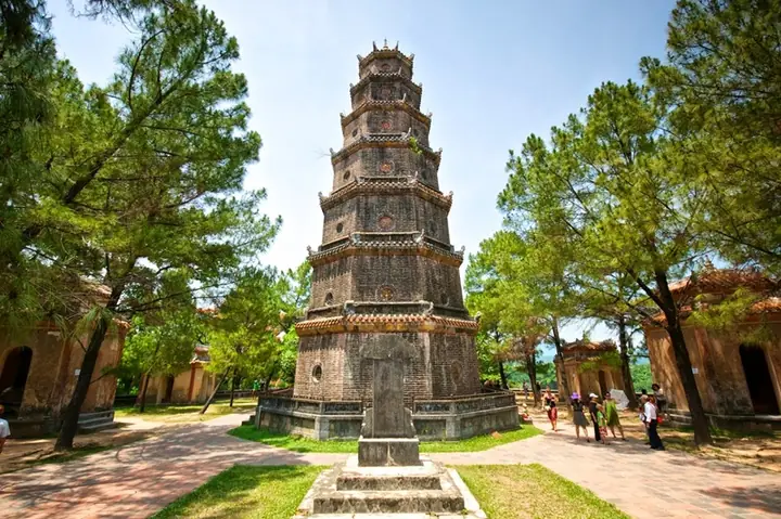 Sự Tích Chùa Thiên Mụ
