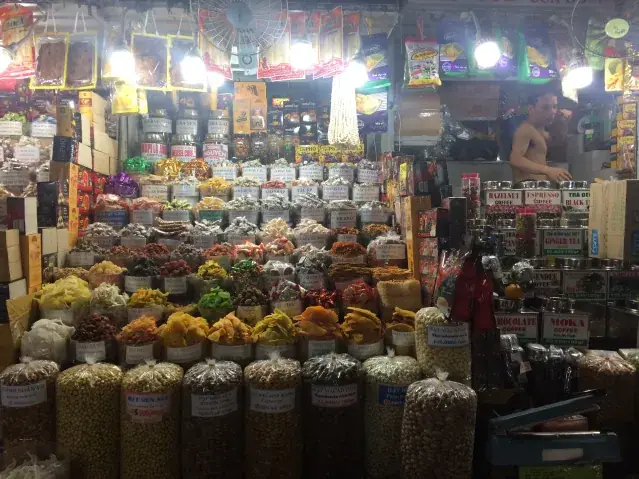 Shop At The Ben Tanh Market & Night Market Shop At The Ben Tanh Market & Night Market