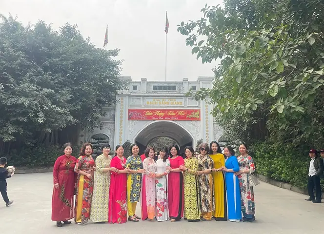 Tour Du Lịch Bạch Đằng Giang