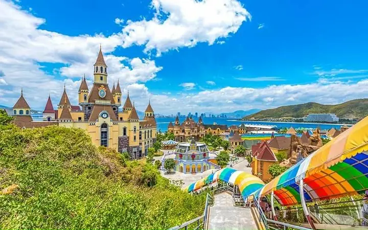 Ngày 4: Khám Phá Vinpearl Land (chi Phí Tự Túc) - Chia Tay Đoàn (ăn 02 Bữa):