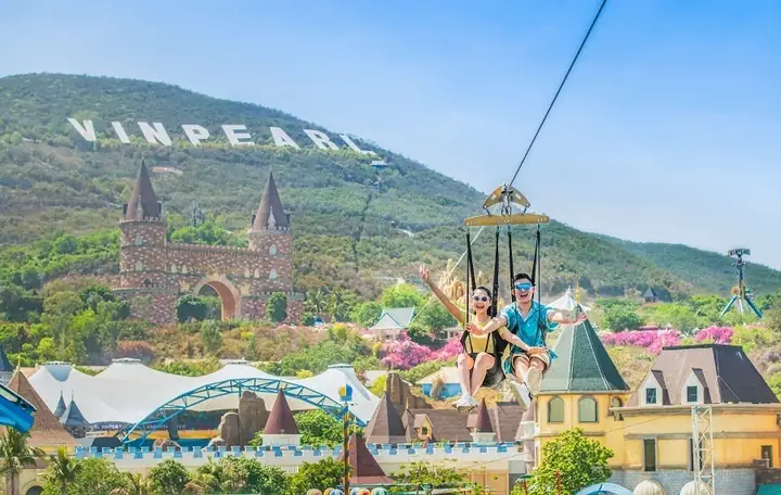 A 1-day Itinerary For Traveling From Hanoi To Ninh Binh By Train