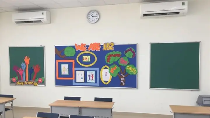 Mẫu Trang Trí Bảng 20/11 Sử Dụng Hình Dán