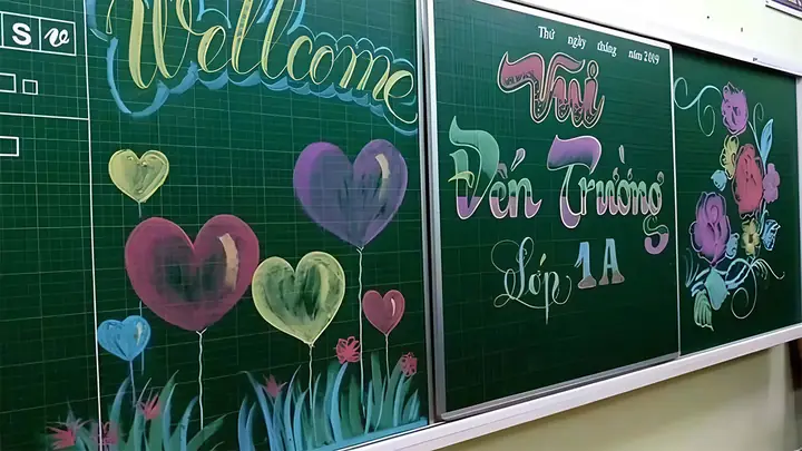 Mẫu Trang Trí Bảng 20/11 Theo Chủ Đề “nâng Bước”