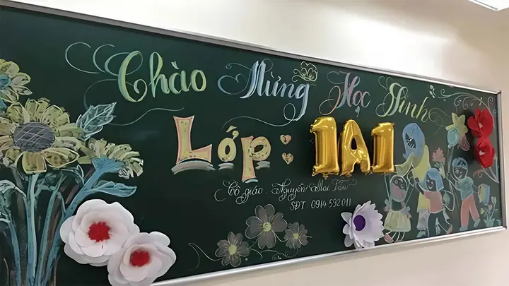 Mẫu Trang Trí Bảng 20/11 Sử Dụng Hình Dán