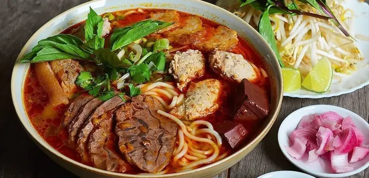 Cách Nấu Bún Bò Huế Đặc Biệt Thơm Ngon