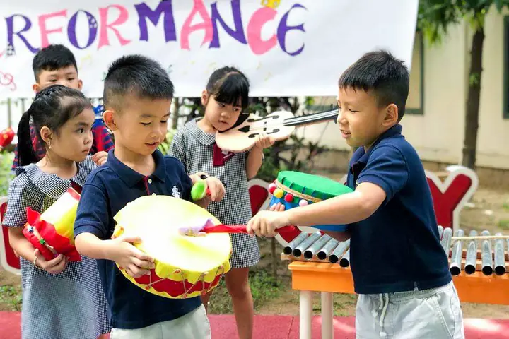 2trò Chơi Lắng Nghe
