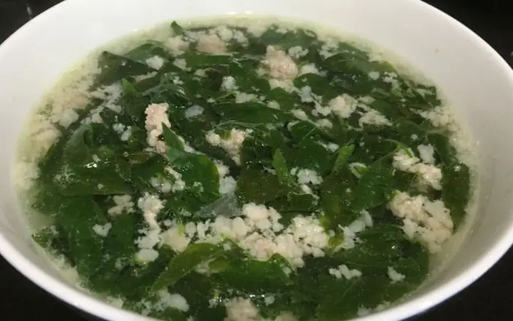 Cơm, Trứng Luộc, Canh Rau Ngót Thịt Bằm Cơm, Trứng Luộc, Canh Rau Ngót Thịt Bằm