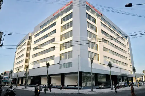 Trung Tâm Thương Mại Chợ Lớn Quy Nhơn: Hành Trình Vượt Khó Và Bài Học Về Phát Triển Bền Vững
