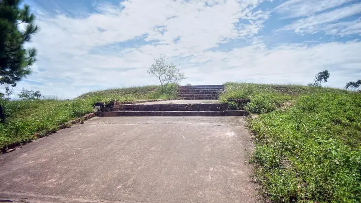 Tượng Đài Quang Trung Núi Bân Huế