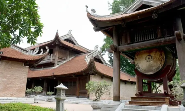Chuyển Bằng Xe Máy