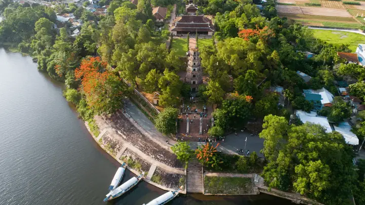 Vé Máy Bay Đi Huế | Vietjet Air
