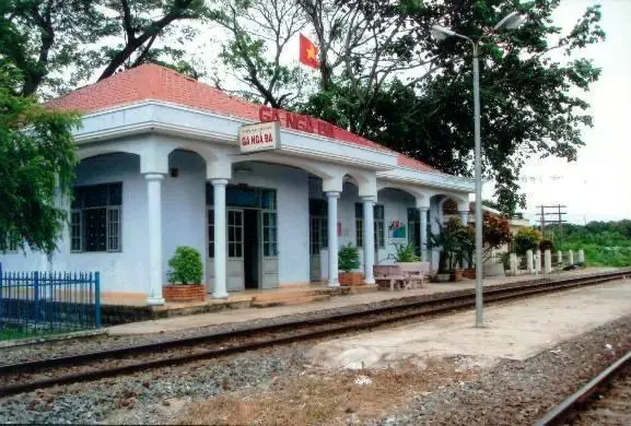 Vé Tàu Lửa Đi Ngã Ba