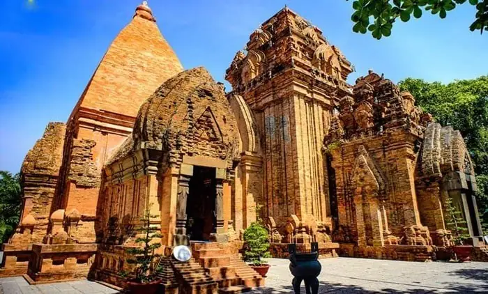 Update Bảng Giá Vé Tham Quan Tại Khánh Hòa Năm 2025