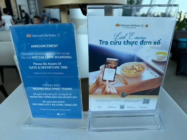 Vietnam Airlines Lotus Business Class Lounge Review (sgn)
