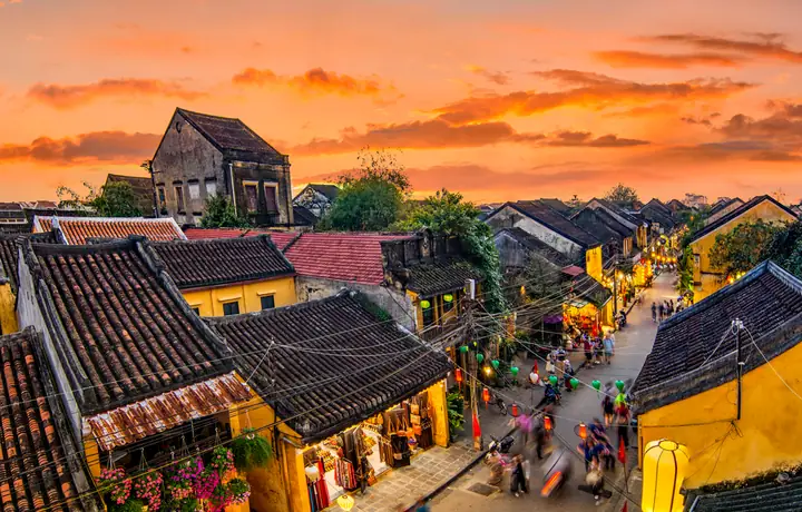 Chuyển Từ Phố Cổ Hội An Đến Vinpearl Nam Hội An Bằng Cách Nào?