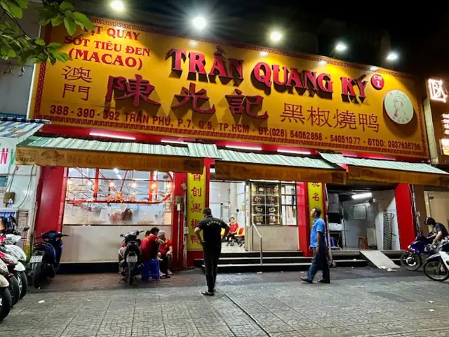 Trần Quang Ký – Top Quán Vịt Quay Ngon Nhất Sài Gòn
