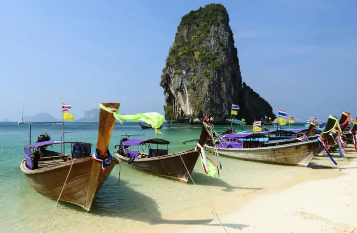 Những Thứ Cần Chuẩn Bị Trước Khi Đi Du Lịch: Hướng Dẫn Chi Tiết Từ A Đến Z