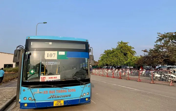 Trải Nghiệm Xe Buýt Số 107 Từ Trung Tâm Thành Phố Hà Nội Đến Làng ...